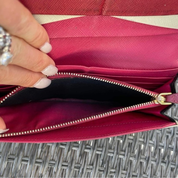 Prada Black Wallet - Picture 8 of 12